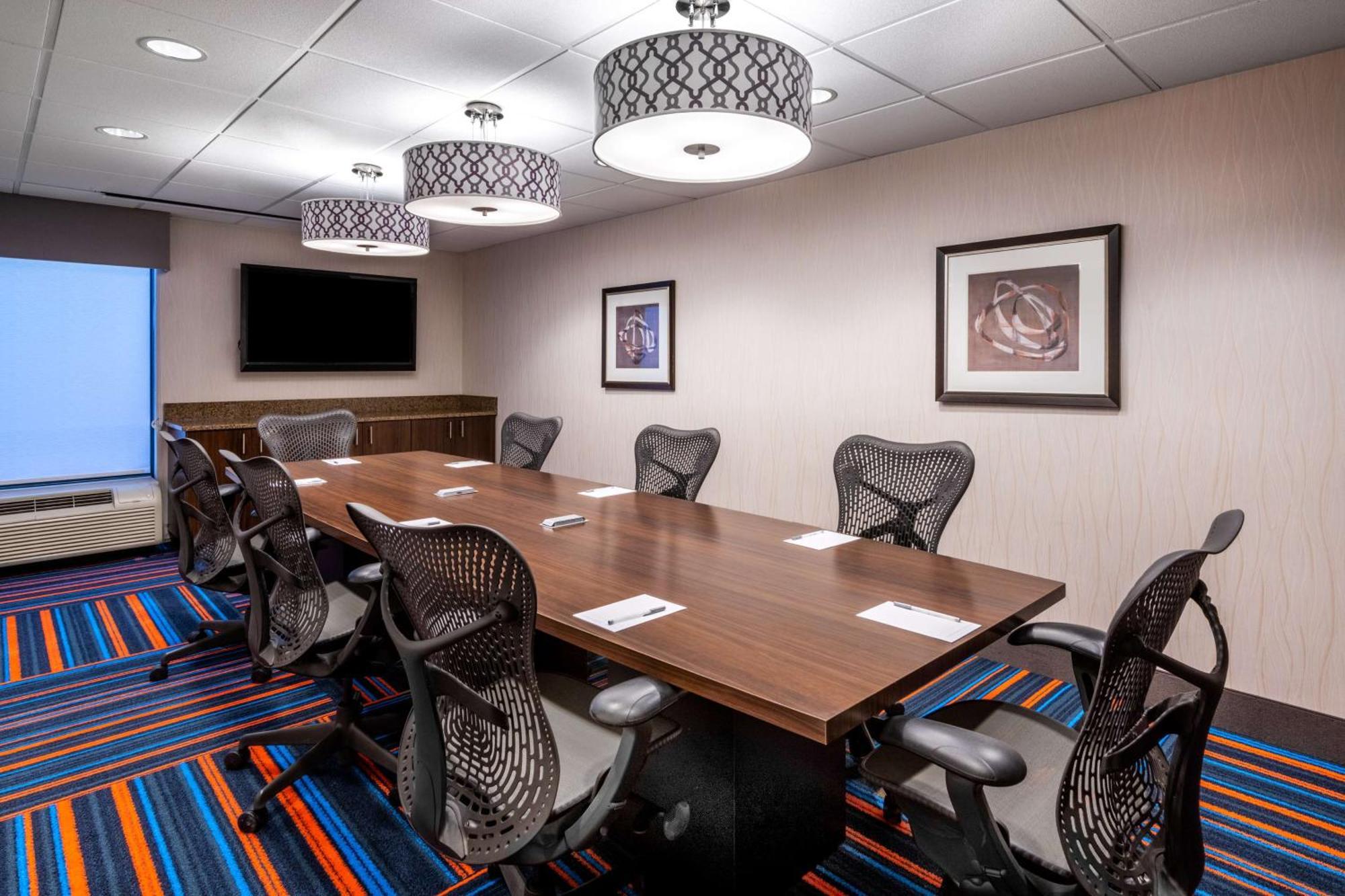 Hampton Inn Denver-International Airport Exterior photo
