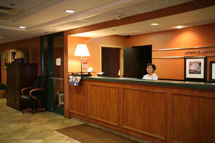 Hampton Inn Denver-International Airport Interior photo