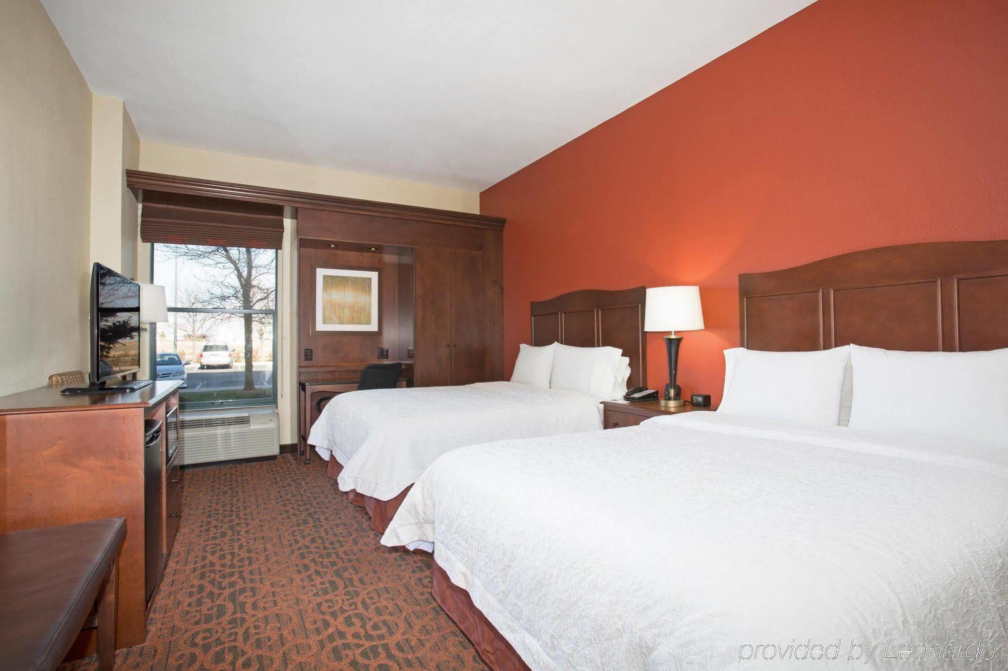Hampton Inn Denver-International Airport Exterior photo