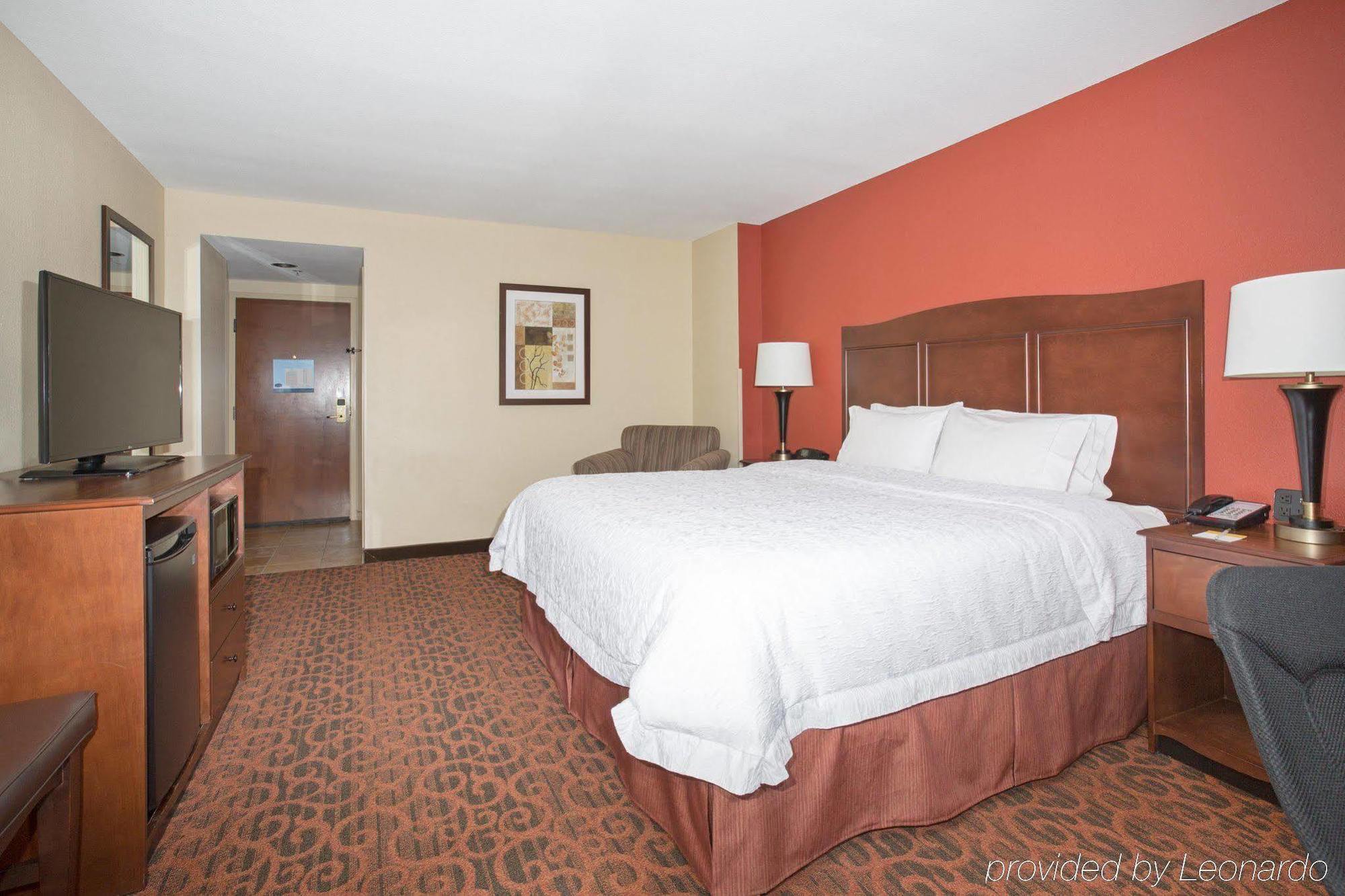Hampton Inn Denver-International Airport Exterior photo